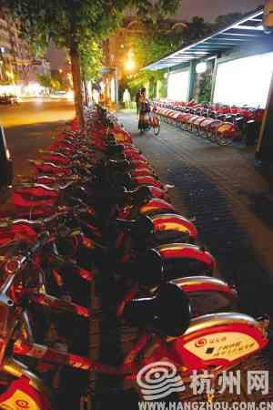 公共自行車24小時(shí)服務(wù)點(diǎn)最近為啥總是還不進(jìn)車？