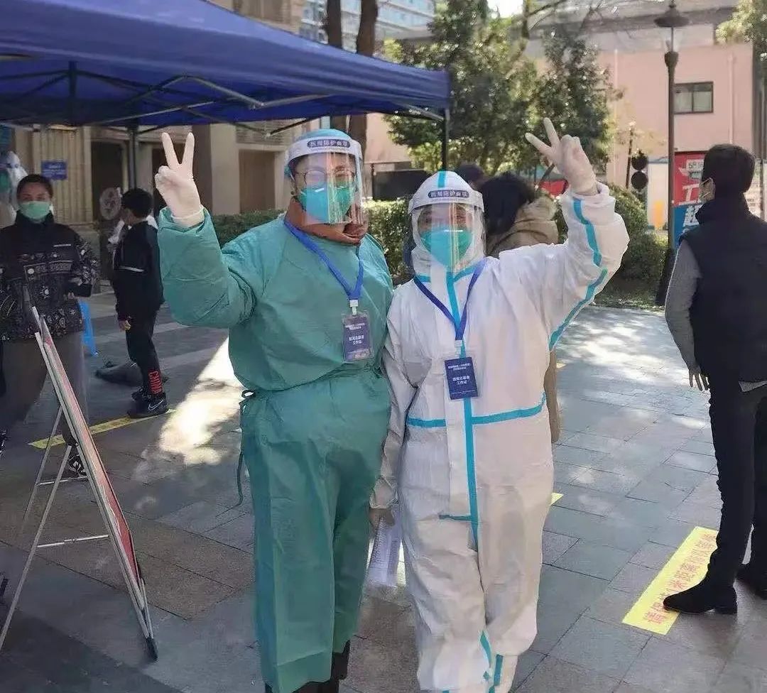 我是“抗疫”志愿者，我在一線2