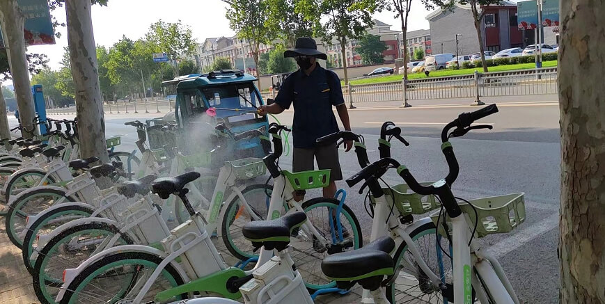 共享助力車每兩小時消殺一次，守護市民出行安全