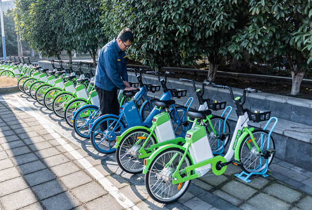 共享助力車騎行迎來“小陽春” 10000輛新型“小綠”助力市民復工用車