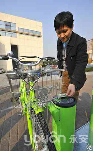 一期工程投放近兩千輛  居民出門就有車騎    與市區(qū)“無縫對接”  園區(qū)公共自行車即將啟用